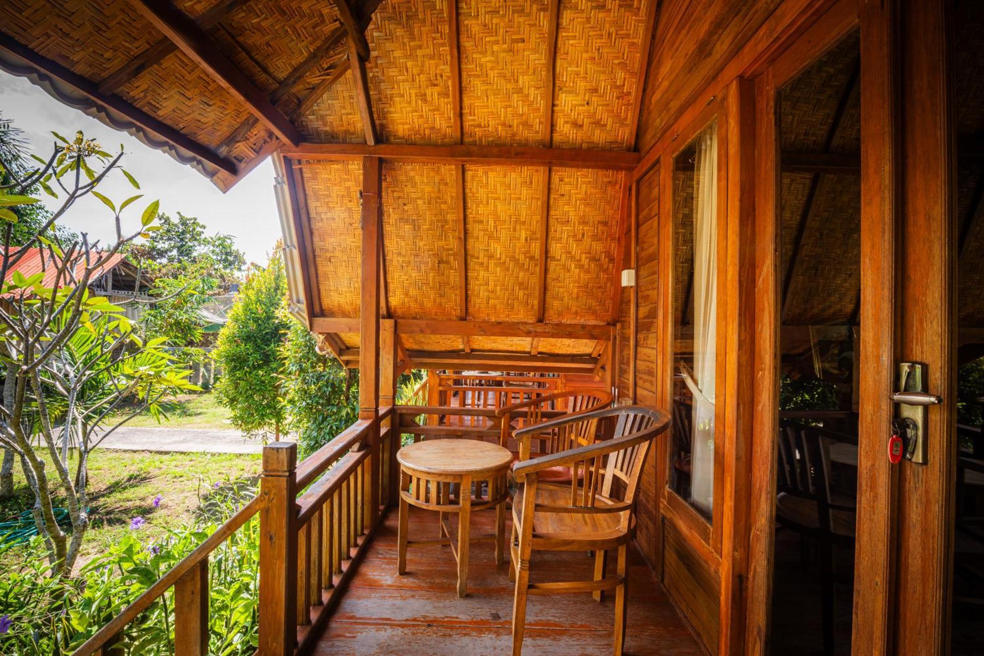 Kubu Sental Cottage Batununggul Exterior photo
